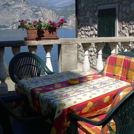 Casa Margherita * Бренцоне-суль-Гарда